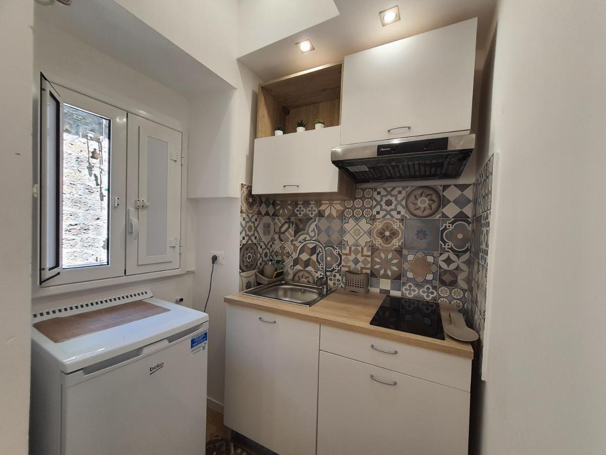 A Casa Di Claudia Appartement Palermo Buitenkant foto