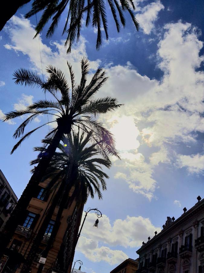 A Casa Di Claudia Appartement Palermo Buitenkant foto