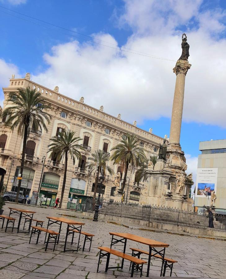 A Casa Di Claudia Appartement Palermo Buitenkant foto