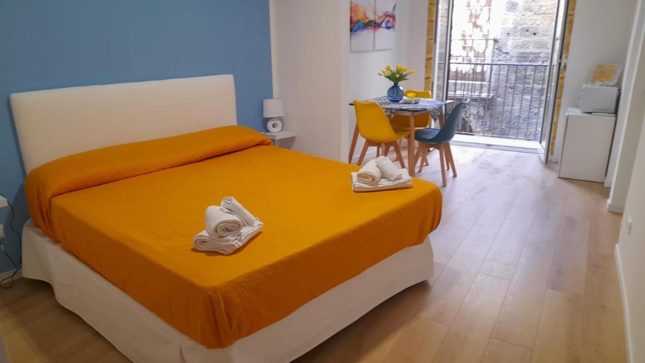 A Casa Di Claudia Appartement Palermo Buitenkant foto
